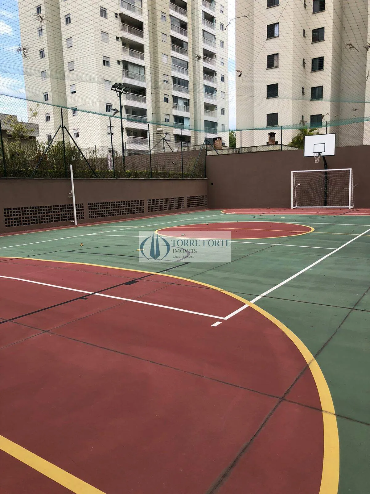 Imagem Excelente apartamento com 270 m², 2 suítes 3 dormitórios 4 vagas de garagem
