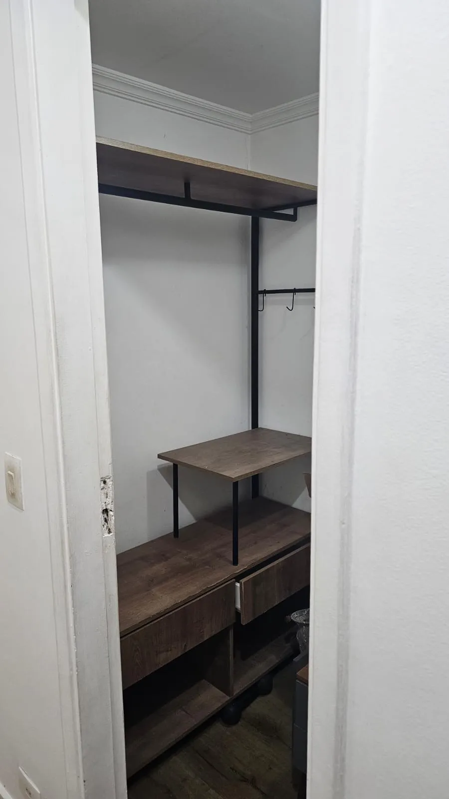 Imagem VENDO LINDO APTO DE 02 DORMIRÓRIOS NO CONJUNTO RESIDENCIAL INGAÍ - SP!