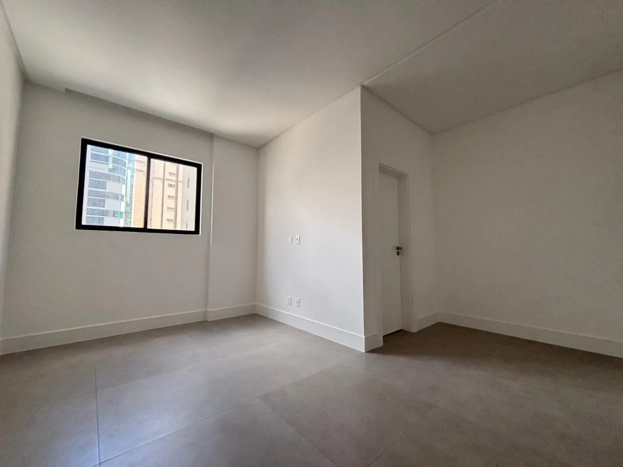 Imagem Apartamento à venda com 177m2 por R$ 3.600.000,00