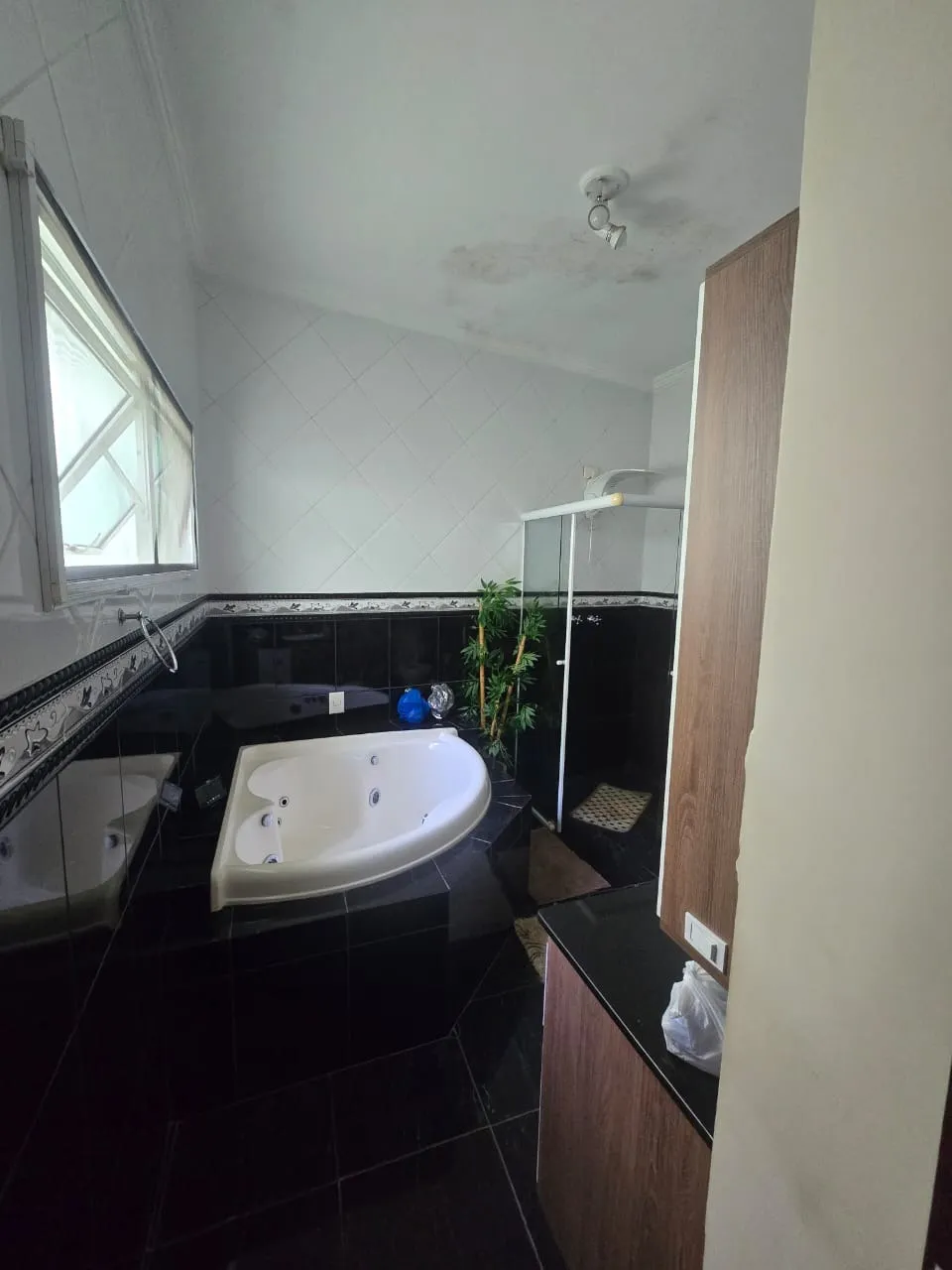 Imagem "Excelente Casa Térrea com Área Gourmet Completa e Suíte com Banheira ? Jardim Rosália Alcoléa, Sorocaba/SP"
