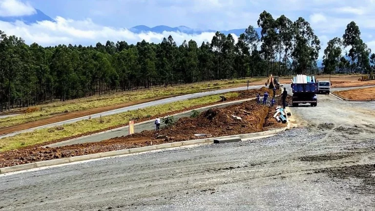 Imagem Terreno à venda, 294 m² - Portal da Mantiqueira - Cruzeiro/SP