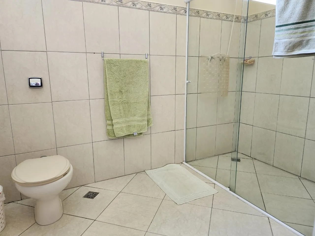 Imagem Casa à venda 4 Quartos, 1 Suite, 1 Vaga, 270M², Santana, Pindamonhangaba - SP