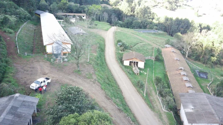 Imagem Granja para Venda em Lindóia do Sul, Centro