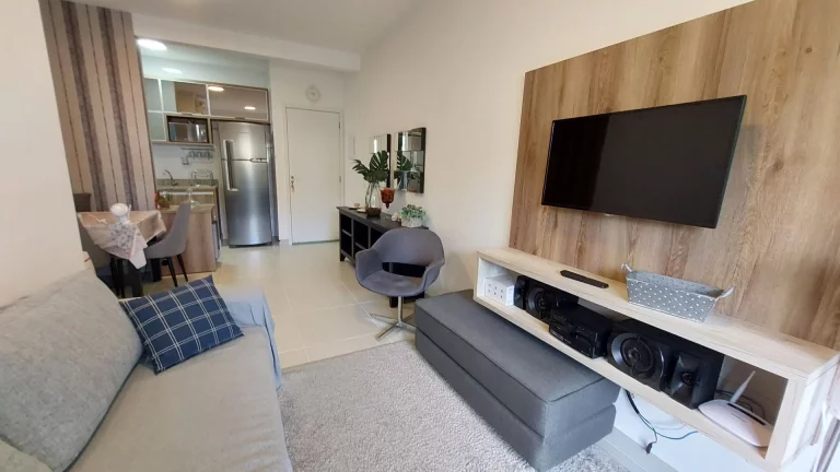 Foto do imóvel Apartamento com 2 dormitórios à venda, 54 m² por R$ 650.000,00 - Toninhas - Ubatuba/SP