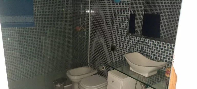 Imagem Casa a beira mar na praia da Tabatinga - Caraguatatuba