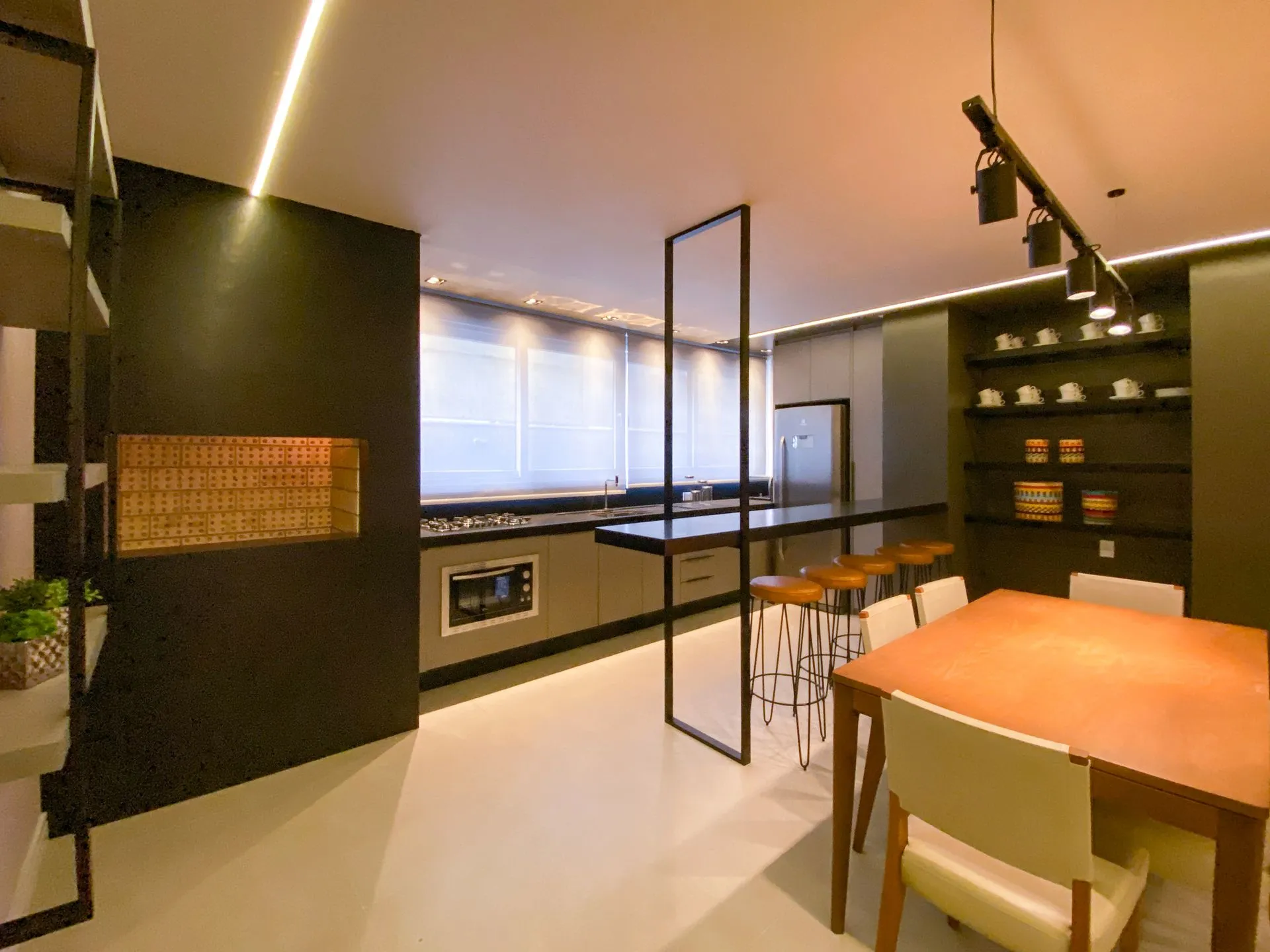 Imagem Apartamento à venda em Torres, Centro, com 2 quartos, 71m2