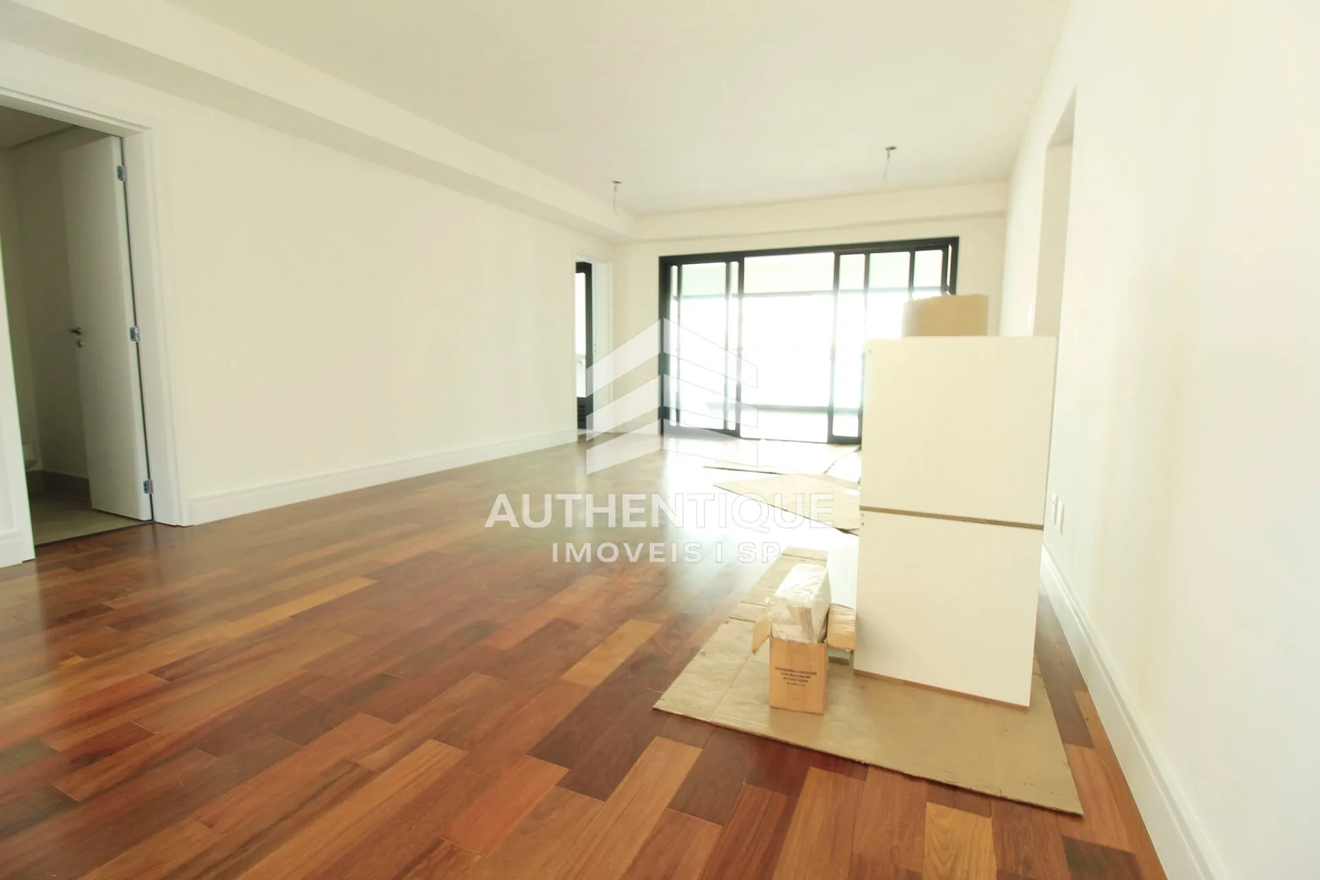 Imagem 1300 Jurupis Moema - Apartamento à venda em São Paulo/SP