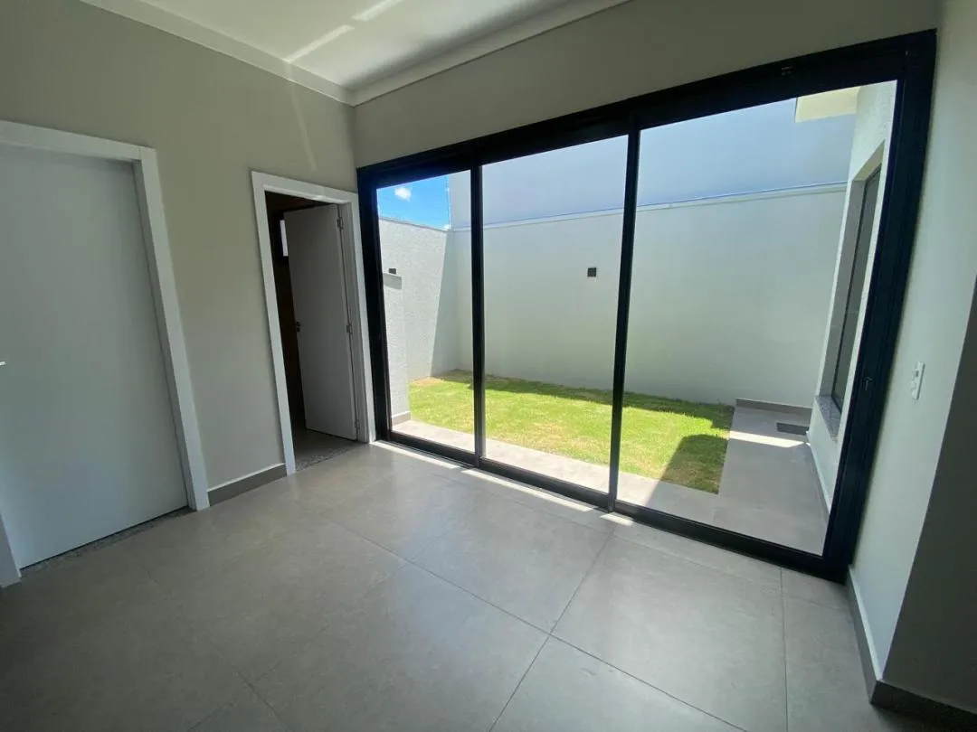 Imagem Casa à venda em Cascavel - Loteamento Colinas Tropical - Em Obras - Construção