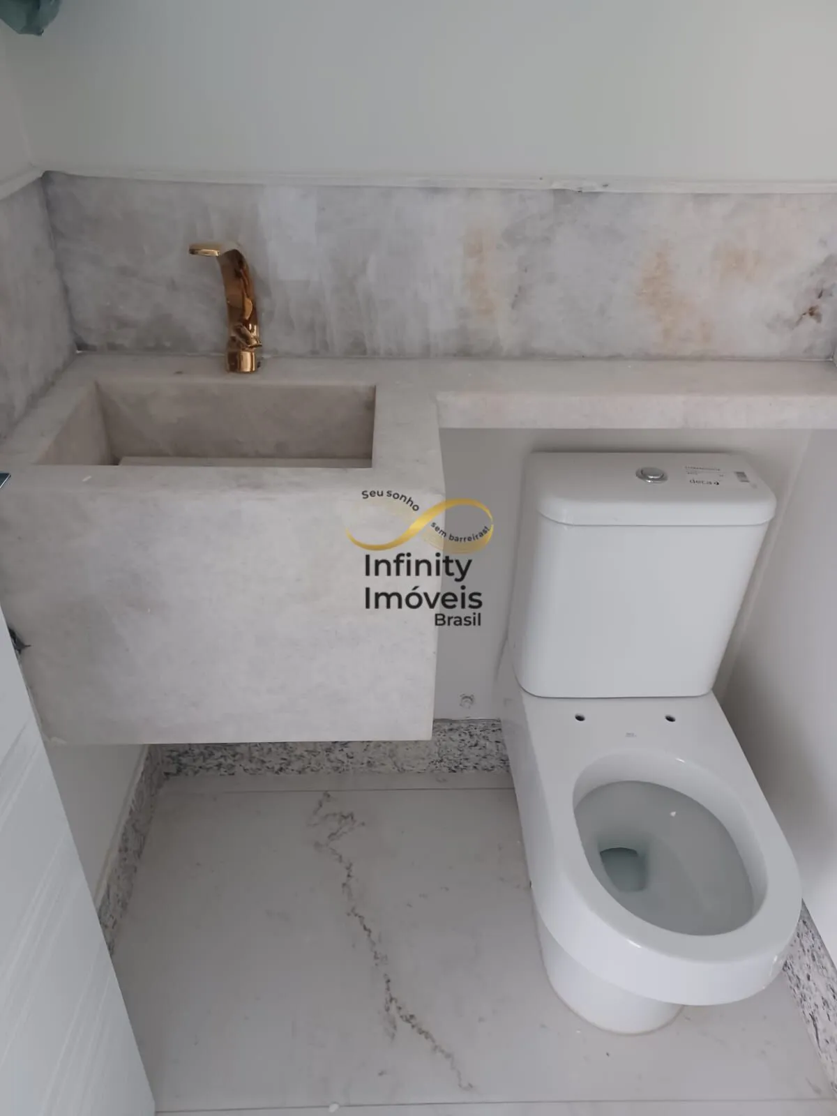 Imagem Casa Alto Padrão em Chácara Cotia, Contagem/MG