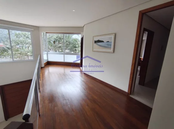 Imagem Casa em condomínio fechado - Alto padrão