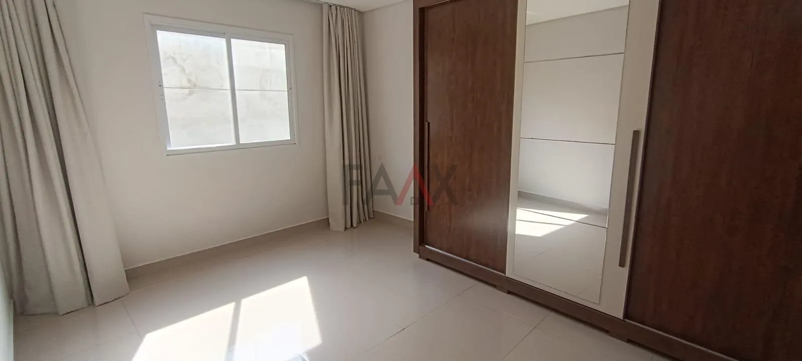 Imagem Apartamento Semi Mobiliado no Edifício Verona Próximo à Campo Real