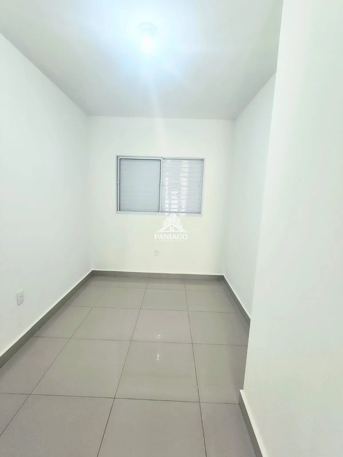 Imagem CASA PARA ALUGAR COM 2/4 NO CONDOMINIO VIVA PARQUE