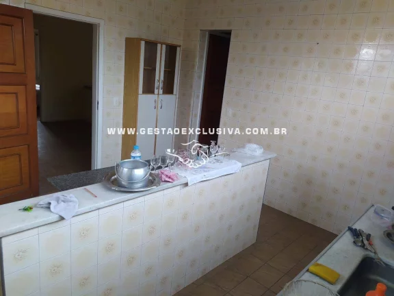 Imagem SOBRADO 370m² CENTRO ITATIBA SALÃO COMERCIAL e SUPERIOR com 2 DORM