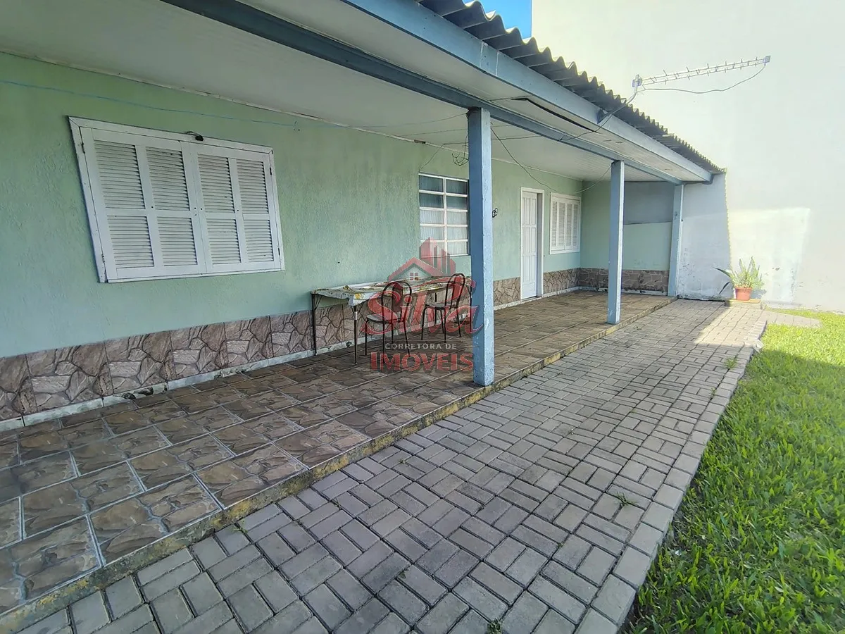 Imagem Casa 2 dormitórios com suíte a 300m do mar no Mariluz