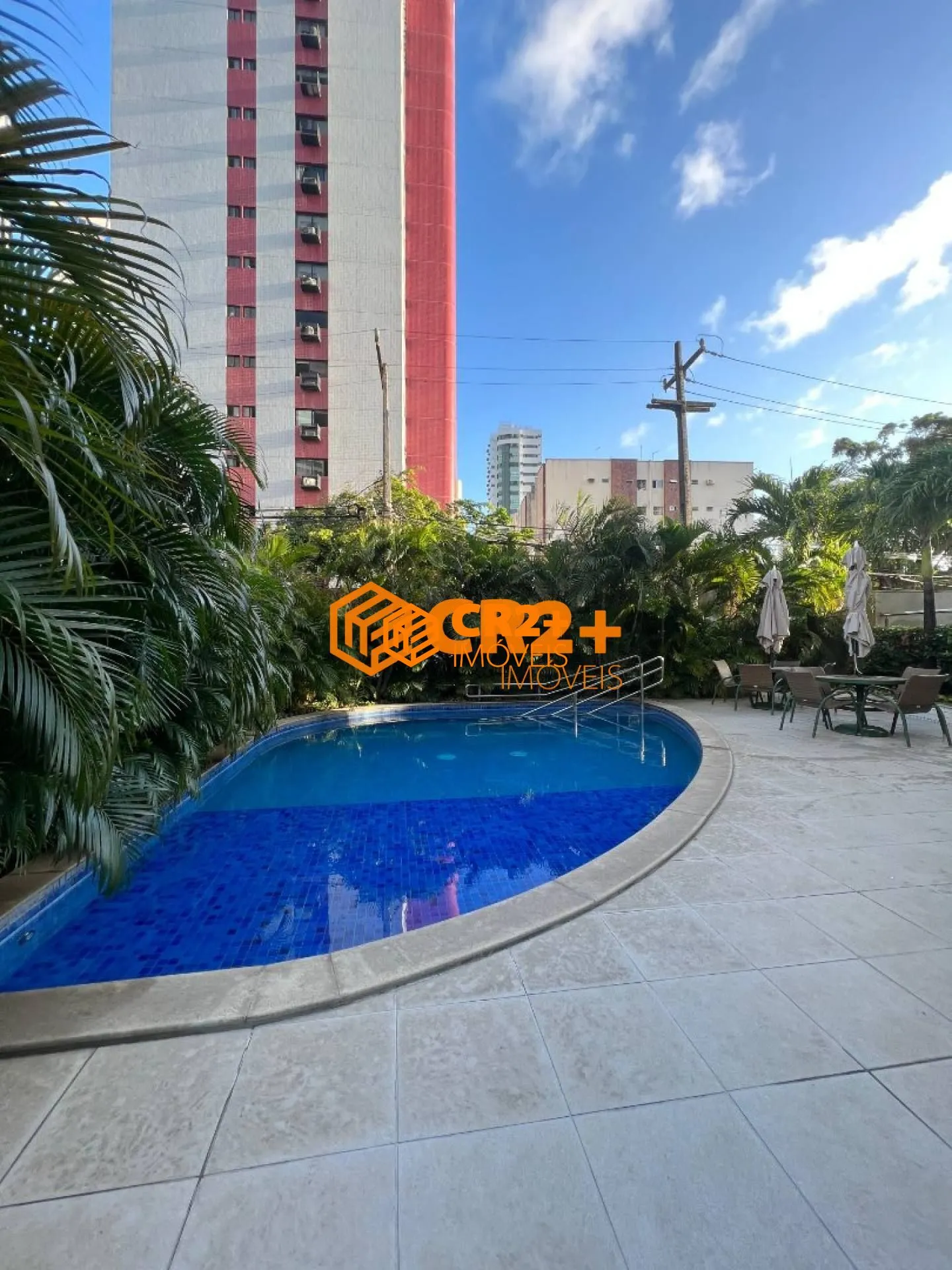 Imagem Apartamento à Venda com 03 quartos, 01 suíte em Boa Viagem com 137M².