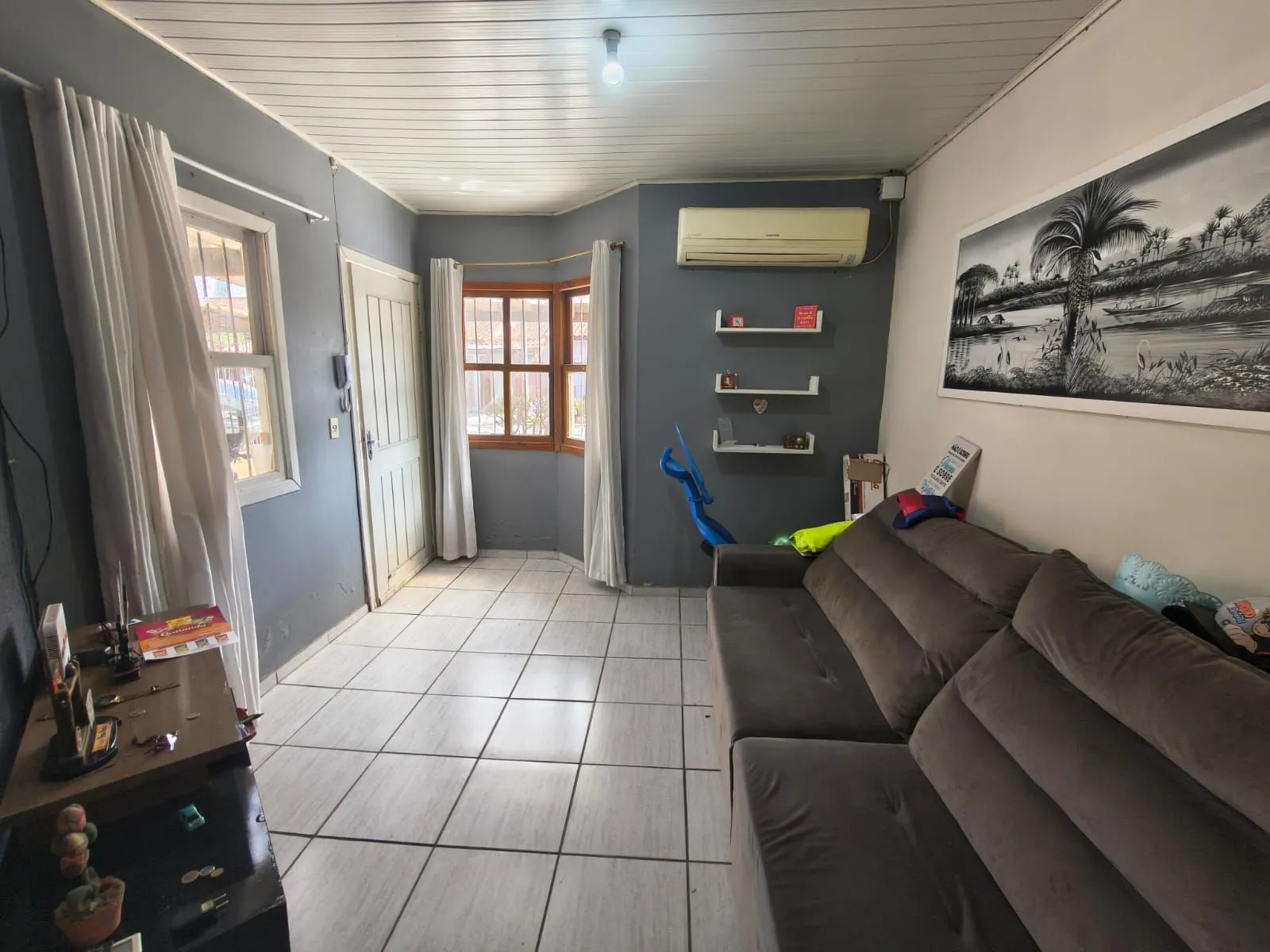 Imagem Casa a venda 3 dormitórios - Restinga - Porto Alegre