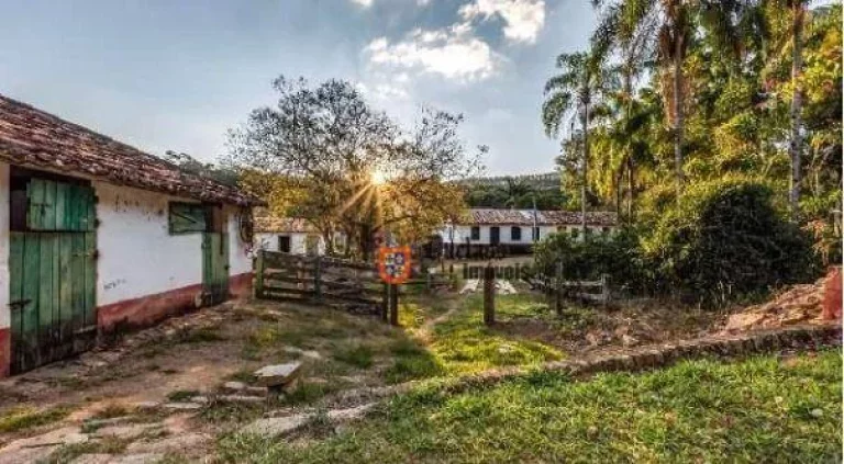 Imagem Fazenda com 6 dormitórios à venda, 1310000 m² - Centro - Morungaba/SP