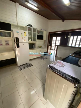 Foto do imóvel Casa em condomínio fechado com 03 dormitórios