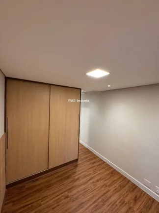Imagem Apartamento à venda na Vila Olímpia, com 2 quartos sendo 1 suíte, 1 vaga, 55m².