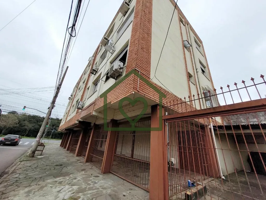 Imagem Apartamento totalmente reformado com 01 dormitório e 02 vagas de garagem próximo à PUC, bairro Ja...