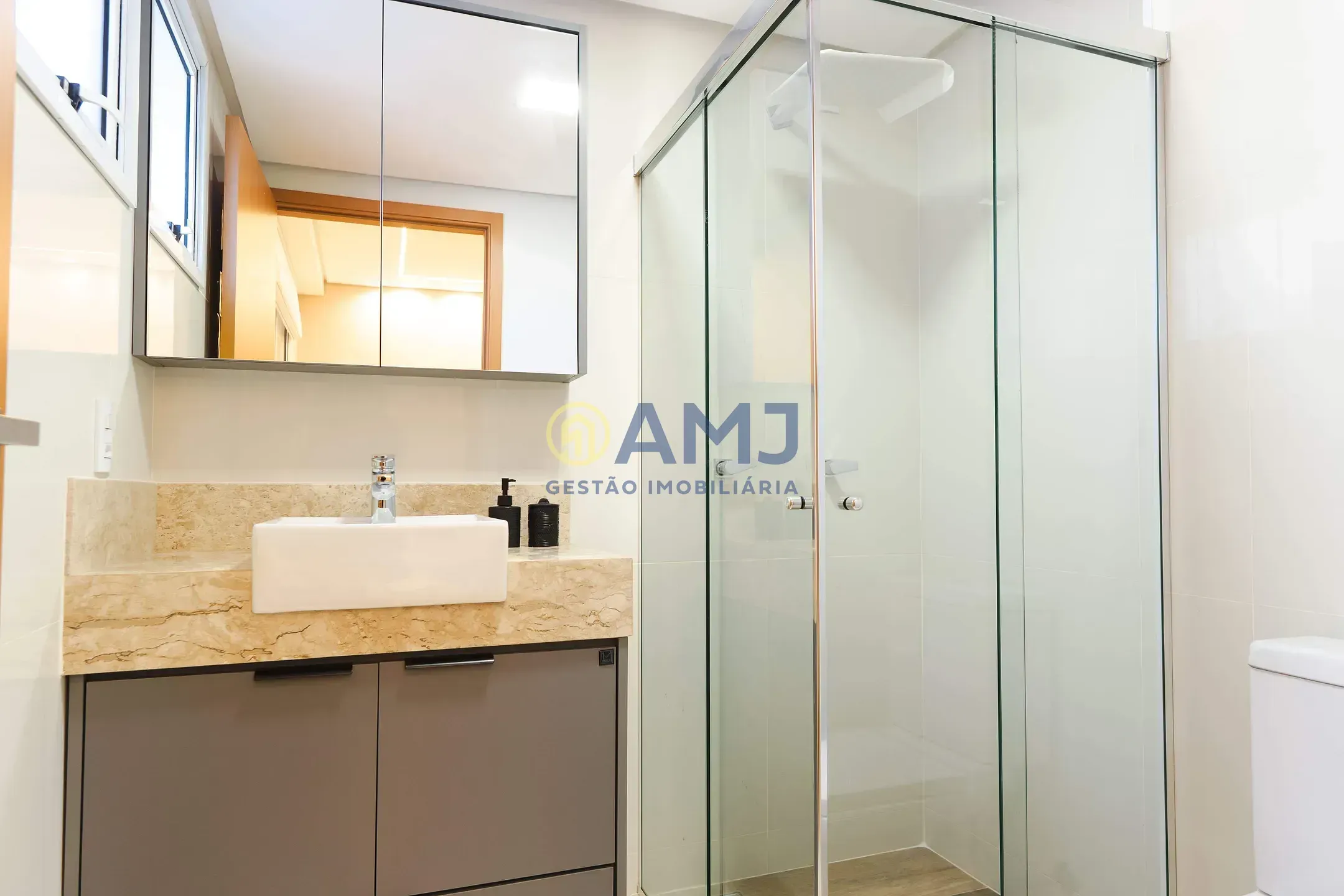Imagem Apartamento Mobiliado e Decorado no Setor Marista