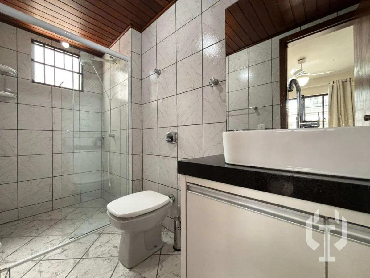 Imagem Apartamento Mobiliado com Terraço em Meia Praia