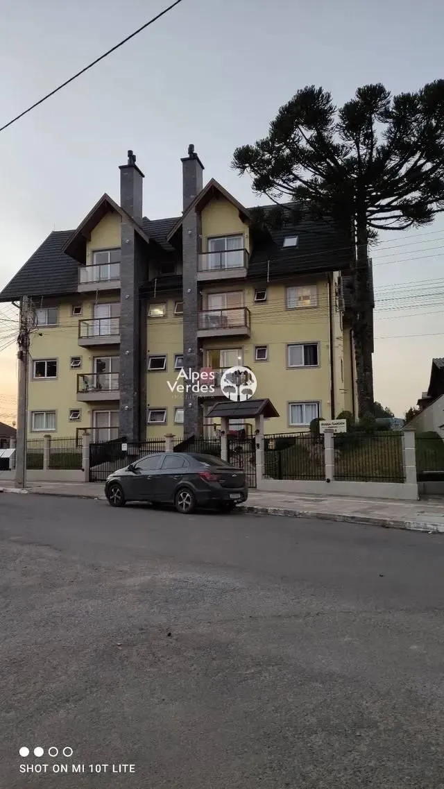 Foto do imóvel Vende-se apartamento no 4° andar cobertura mobiliado a 5 minutos da Rua Coberta