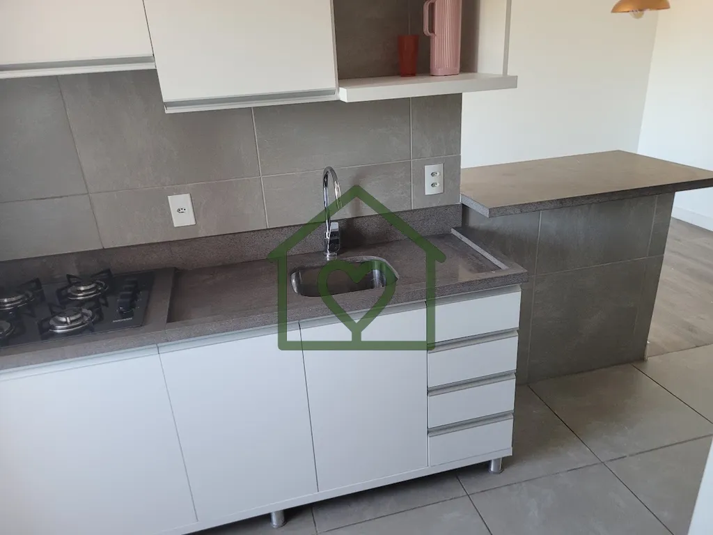 Imagem Apartamento 2 dormitórios com sacada e churrasqueira em localização estratégica! Se você busca ...