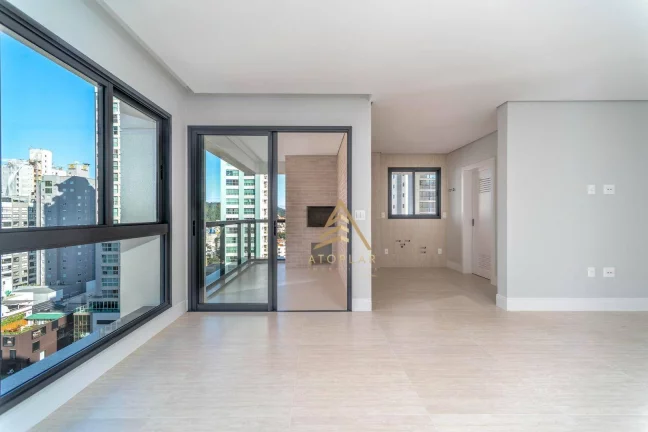 Imagem Apartamento com 3 dormitórios à venda, 120 m² por R$ 2.750.000,00 - Centro - Balneário Camboriú/SC