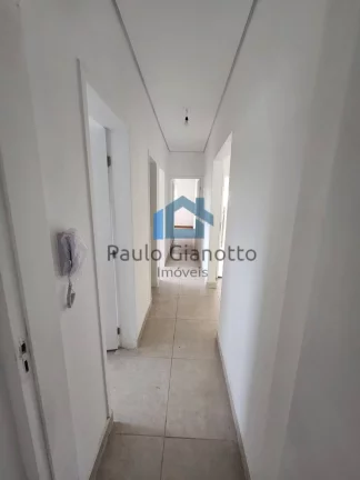 Imagem Casas térreas, 3 suítes, à venda ou locação na Granja Viana