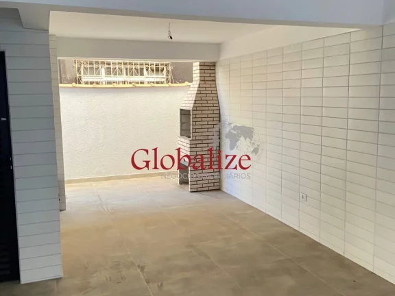 Imagem Sobrado triplex à venda com 94m², 2 suítes, piscina e vaga por R$588.905,00 em Santos