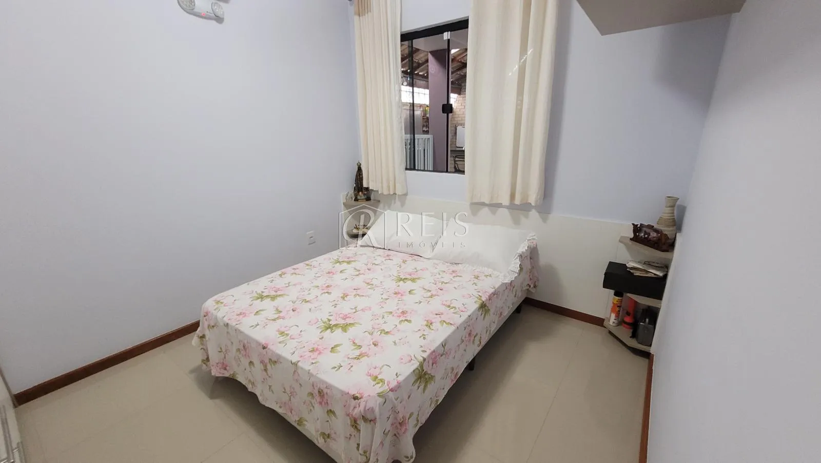 Imagem Casa para Venda em Rio das Ostras, Jardim Bela Vista, 3 dormitórios, 2 suítes, 3 banheiros, 3 vagas