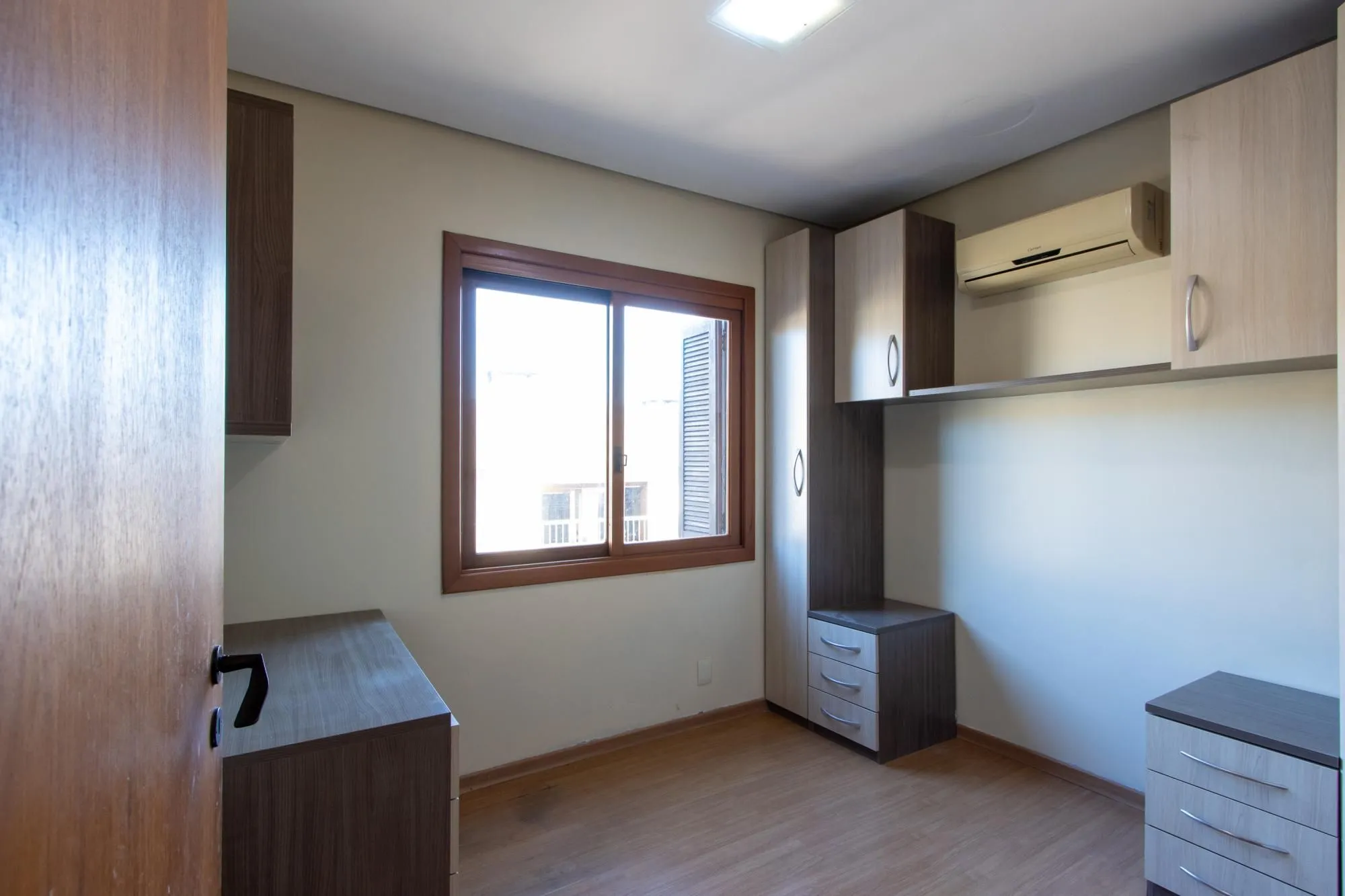 Imagem COBERTURA 2 QUARTOS, 2 VAGAS INDIVIDUAIS ESCRITURADAS, ELEVADOR - BAIRRO SANTO ANTONIO