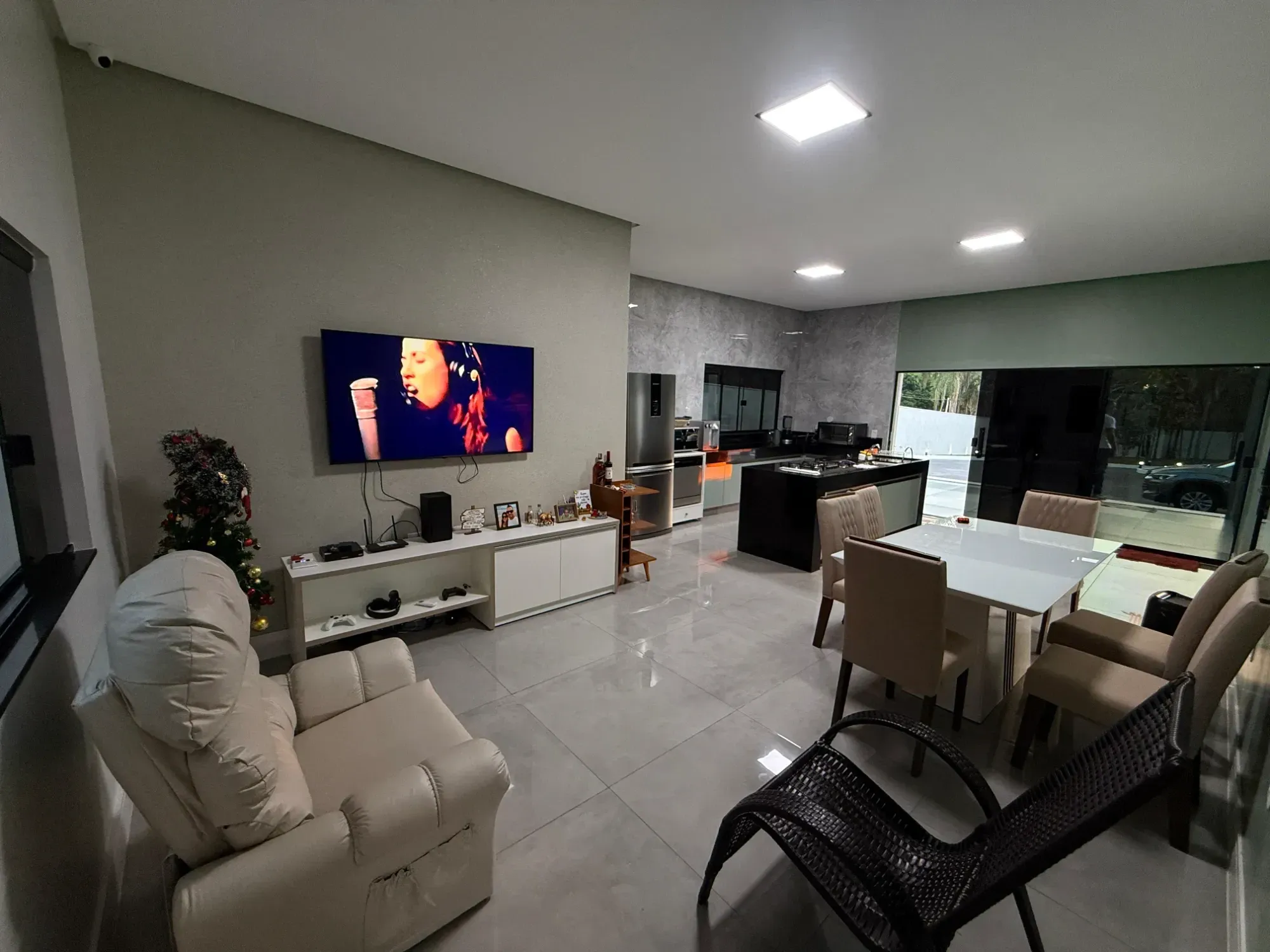Imagem Chácara com 3 Quartos à Venda, 2.600 m² em Condomínio Cidade das Águas - Hidrolândia