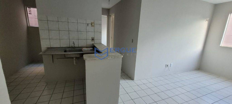 Imagem Apartamento com 2 Quartos à Venda, 45 m² em Itaperi - Fortaleza