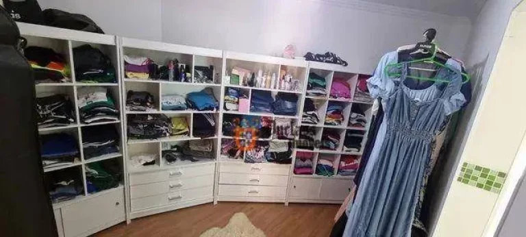 Imagem Sobrado com 4 dormitórios à venda, 417 m² por R$ 1.600.000,00 - Salsalito - Mairiporã/SP