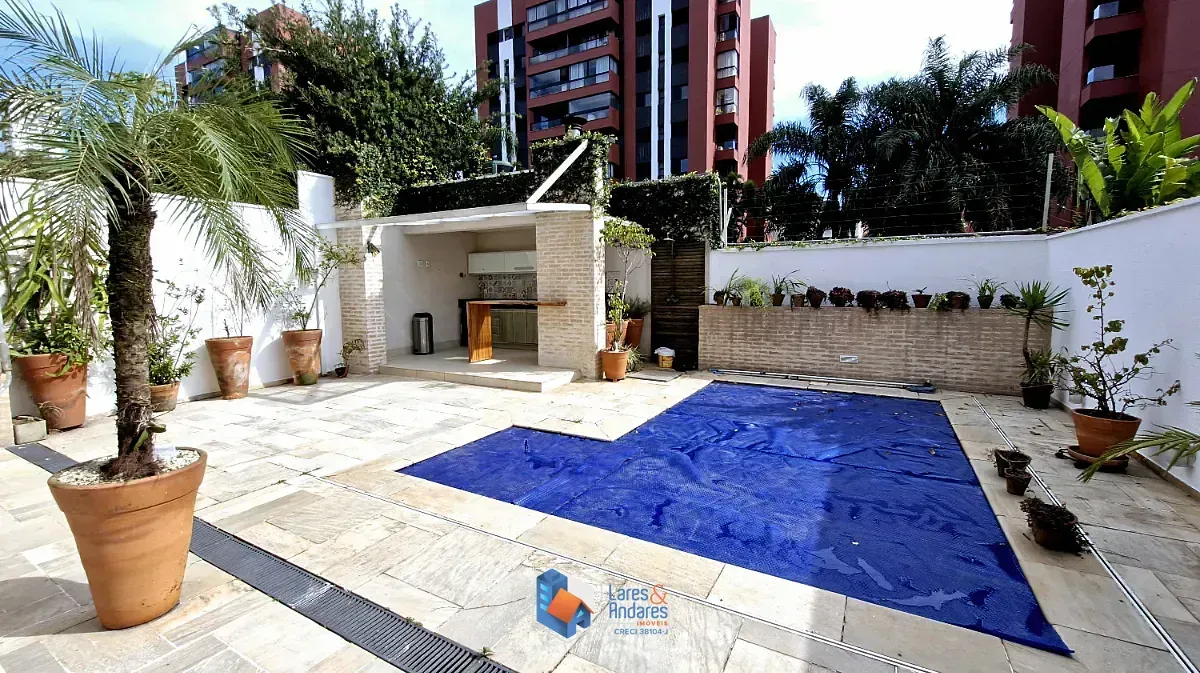 Imagem Casa em condomínio para venda em Morumbi com 4 quartos, sendo 4 suítes, 354m²