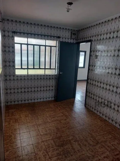 Imagem Casa de 2 dormitórios no bairro Sarandi