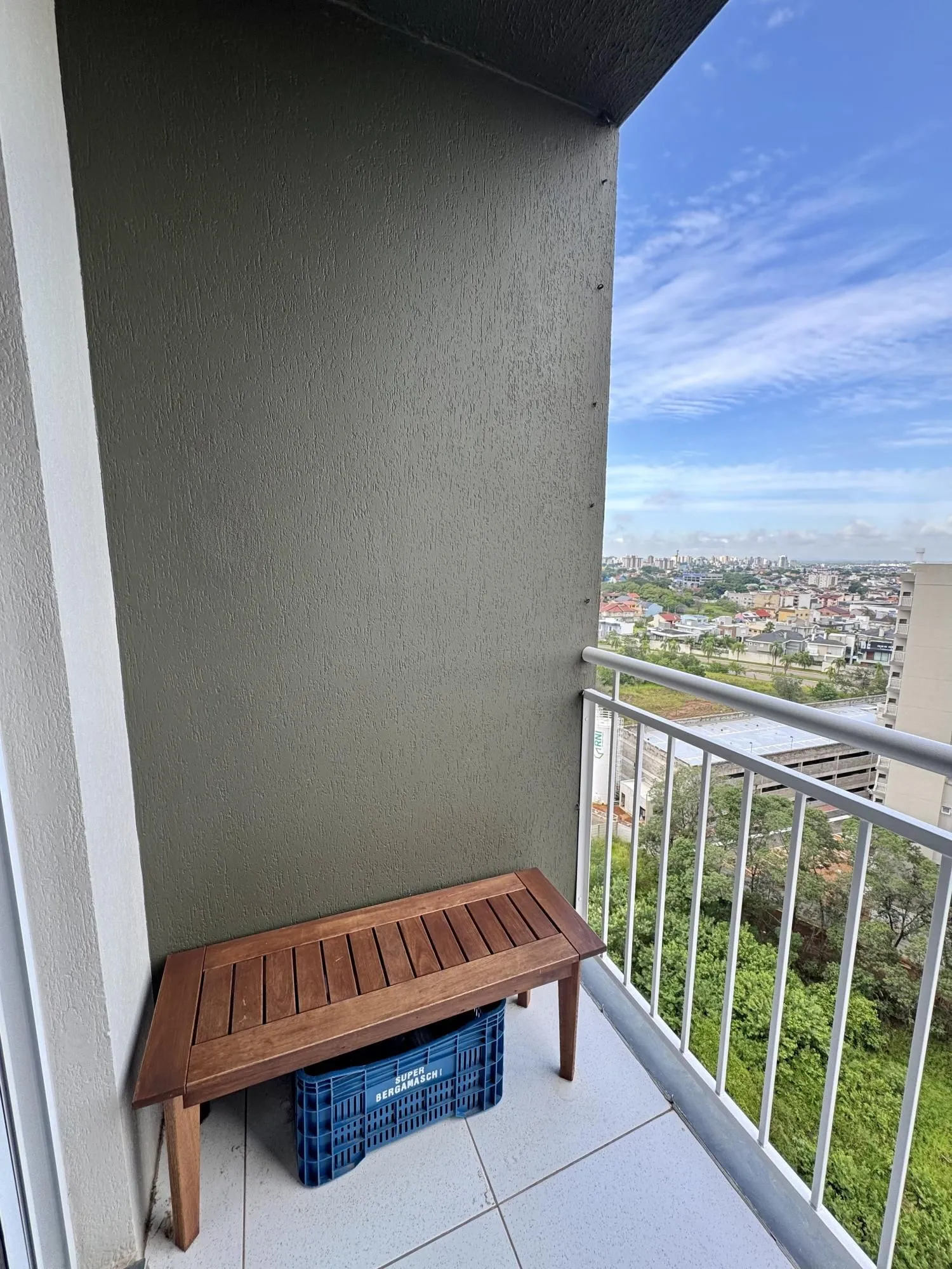 Imagem Apartamento de 2 dormitórios, 1 suíte e 1 vaga, em Canoas.