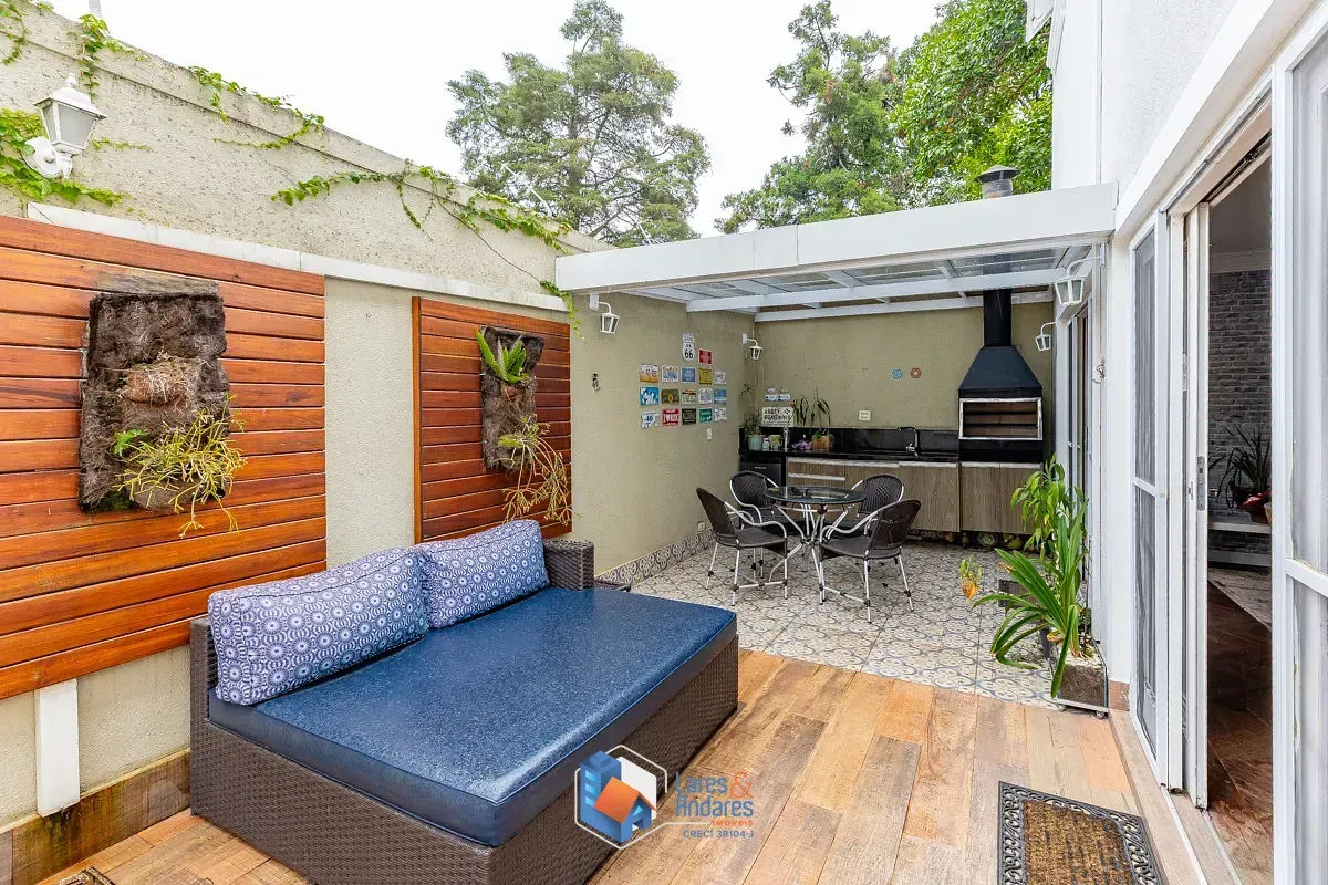 Imagem Casa no condomínio CONDOMINIO SAINT GERMAIN para venda com 4 quartos, sendo 4 suítes, 247m²