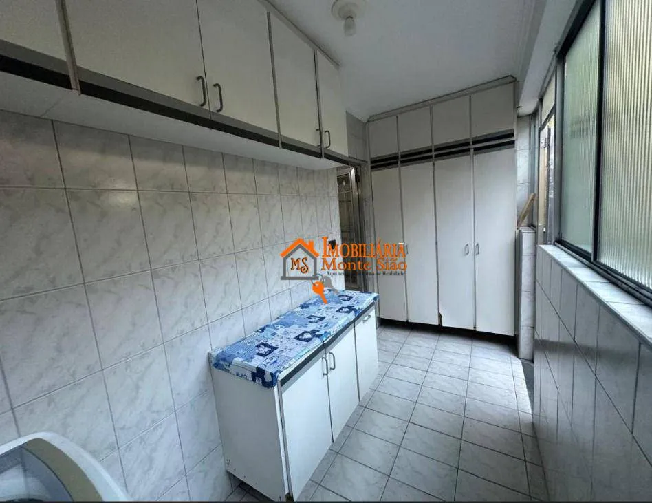 Imagem Sobrado com 3 dormitórios à venda por R$ 960.000 - Jardim Rossi - Guarulhos/SP