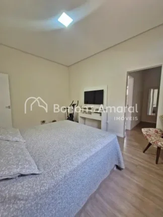 Imagem Casa térrea à venda em condomínio em Paulínia, com projeto moderno, pé-direito duplo na área s...