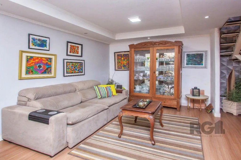 Imagem Casa em condomínio de 177m², 3 dormitórios, 1 vaga no bairro Ipanema