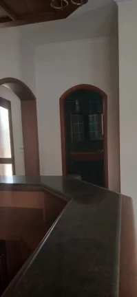 Imagem Residencia localizada no Estoril II, completa em armarios, 4 suítes.