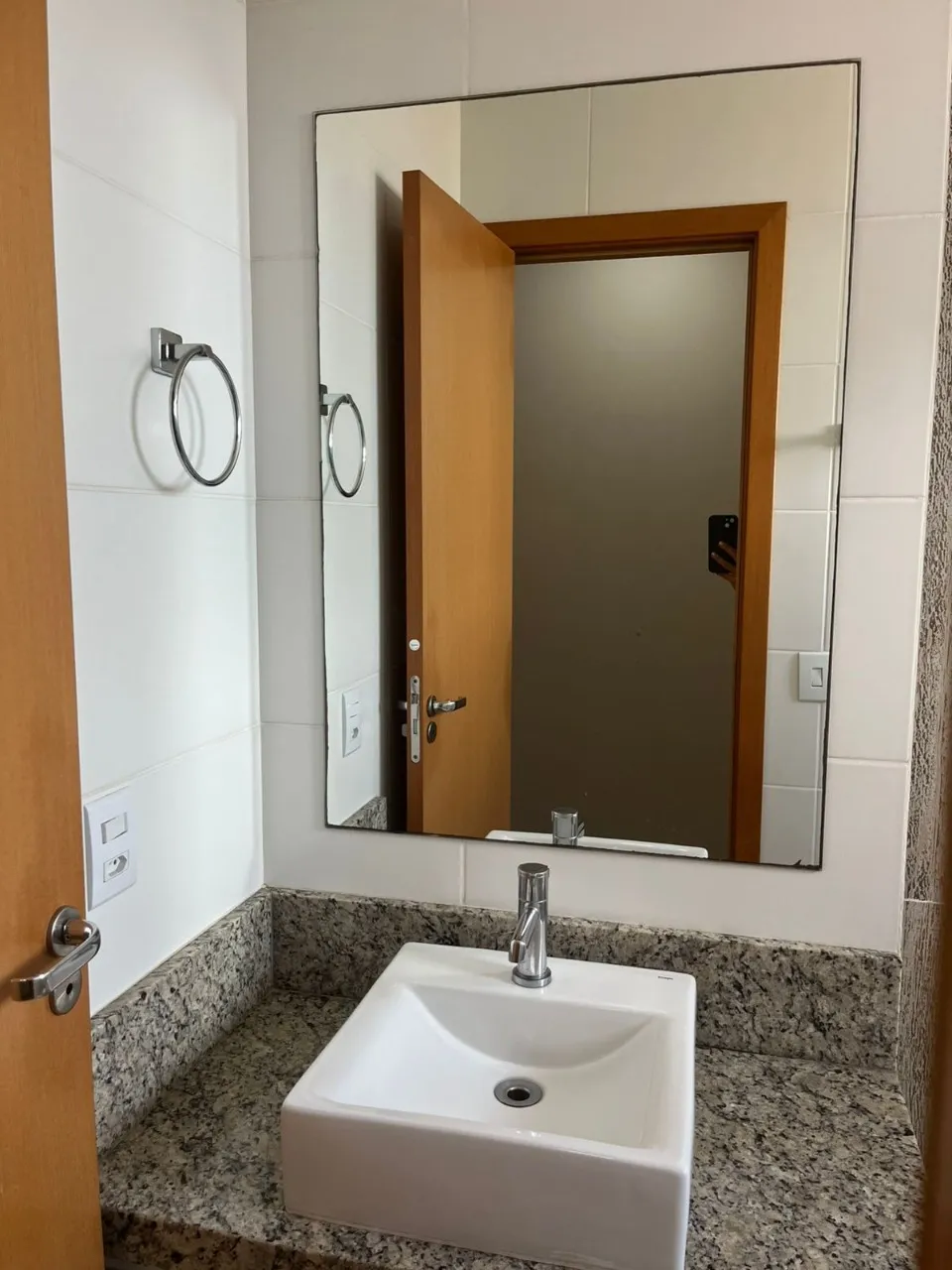 Imagem Apartamento com 2 quartos à venda em Vila Velha