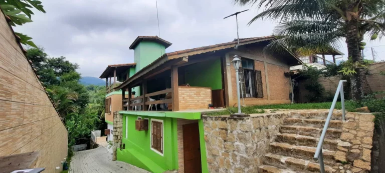 Foto do imóvel Oportunidade !!! linda casa - Barra Velha - Ilha Bela - SP