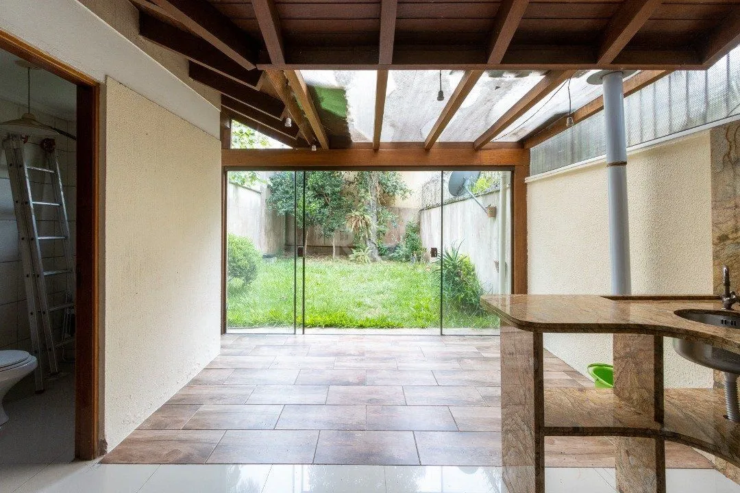 Imagem Casa para Venda - 181.99m², 3 dormitórios, sendo 1 suites, 2 vagas - Jardim Isabel