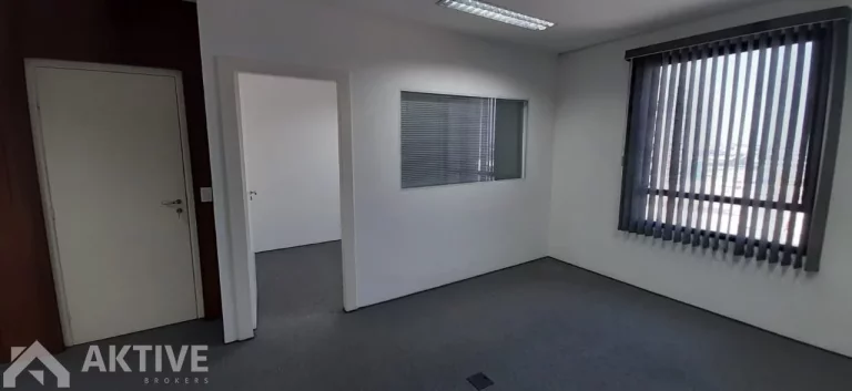 Imagem Sala Comercial em Alphaville - Barueri, SP