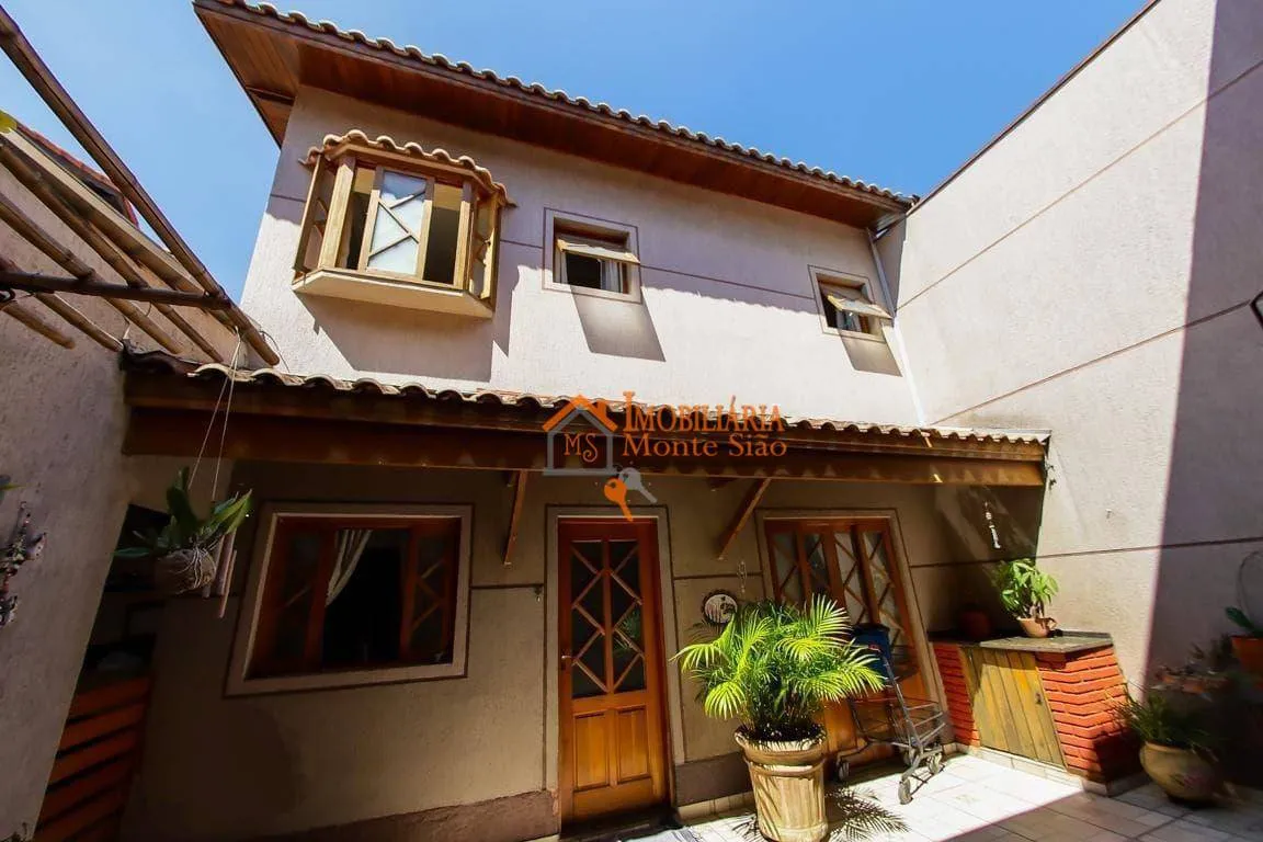 Foto do imóvel Sobrado com 4 dormitórios à venda, 267 m² por R$ 949.000,00 - Vila Barros - Guarulhos/SP