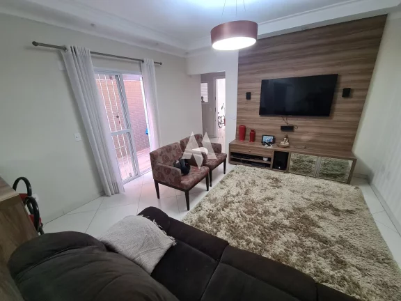 Imagem Casa Triplex no Marapé! Com 115m² e 3 quartos, sendo 1 suítes master com closet e 2 vagas!